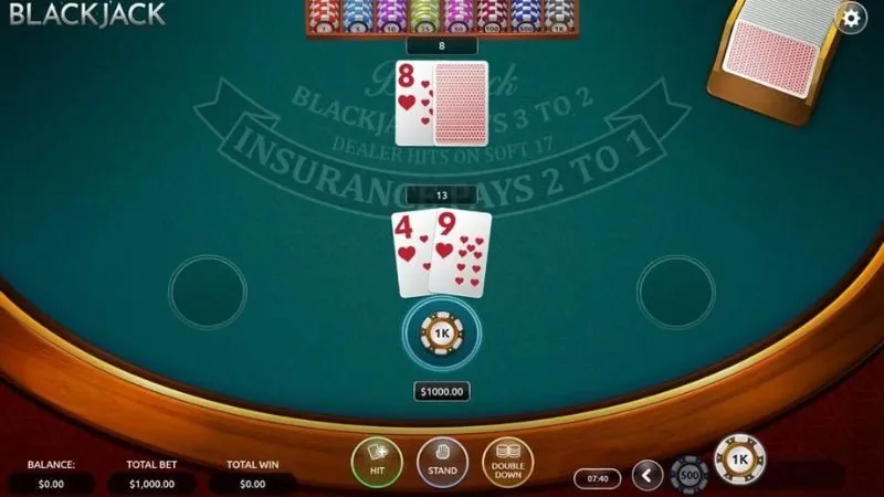 cách chơi Blackjack Mục tiêu của người chơi là đạt điểm số gần bằng hoặc bằng 21 điểm